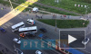 На Дыбенко столкнулись автобус и внедорожник: собралась страшная пробка