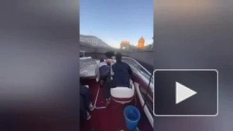 Суд арестовал капитана катера после "гонки" по каналу Грибоедова