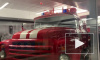 В вестибюле станции "Проспект Славы" установили три пожарных машины 