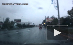 Ребёнок с велосипедом.