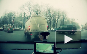 В Петербурге расследуют ДТП на трассе "Кола", в котором погибли 44-летняя женщина и 15-летняя девушка