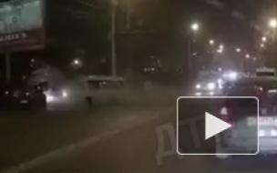 Момент ДТП с маршруткой в Иркутске попал на видео