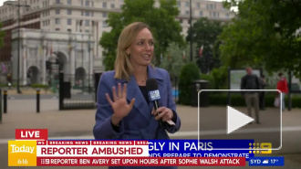 Повторявший "Аллаху акбар" мужчина напал на журналистку в прямом эфире