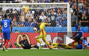 Франция обыграла Румынию в первом матче чемпионата Европы