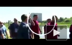 Появилось видео, как Роналду выкинул в озеро микрофон назойливого журналиста