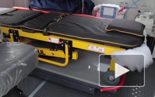 На Бутлерова 76-летний мужчина погиб после падения из окна