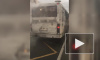 Видео: на проспекте Большевиков задымился автобус 