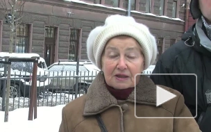 Банка огурцов в подарок. «Живой город» поздравил Стокманн с Рождеством