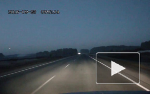 Жители Новосибирска сняли на видео падение гигантского метеорита