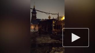 Петербуржцы показали, как выглядит постройка у Церкви святителя Петра на проспекте Стачек после пожара