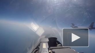 Российские Су-27 перехватили бомбардировщики США над Балтикой