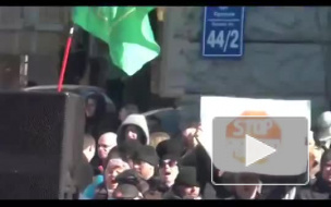 Новости Украины: Кличко забросали яйцами в Харькове