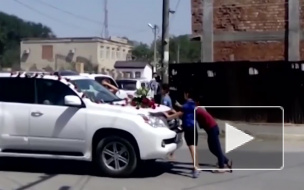 В Дагестане свадебный кортеж задавил ребенка