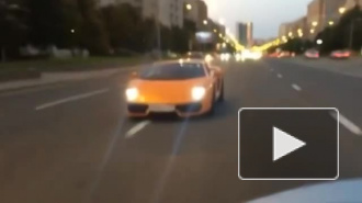 Россиян возмутило видео беспредела гламурной блондинки на Lamborghini с номером 666