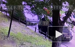 Видео: водителю стало плохо за рулем на Васильевском острове