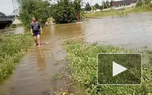 Видео: из-за прорыва дамбы на Ставрополье эвакуированы тысячи человек 