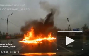 Появилось видео смертельного ДТП с горящим автомобилем на Рязанском шоссе 