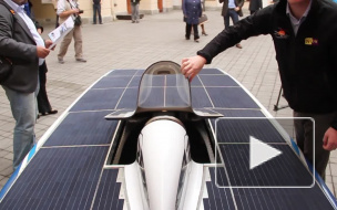 Экомобиль на солнечной батарее приехал в Петербург