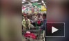 Давка из-за дешевого сахара в супермаркете Екатеринбурга попала на видео