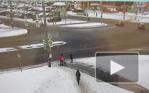 К месту ДТП на перекрестке Туристской и Богатырского приезжали две машины реанимации