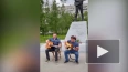Депутаты-единороссы предстали в образе уличных музыкантов ...