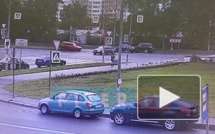 На Витебском проспекте легковушка подрезала ВАЗ
