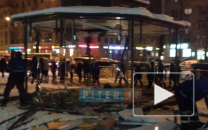 В Петербурге до августа продлили моратории на снос газетных ларьков