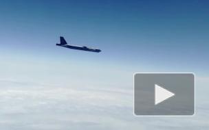 Истребители РФ сопроводили самолеты ВВС США над Охотским морем
