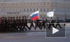 К Дворцовой площади стягивают войска