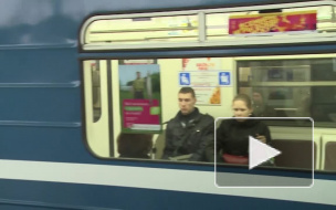 Движение на "зеленой" линии петербургского метро восстановлено