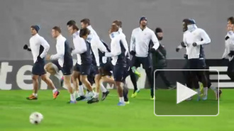 Футболисты Манчестер Сити замерзли на тренировке