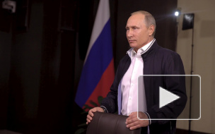 Путин попросил выпускников "не ограничиваться лайками в соцсетях"