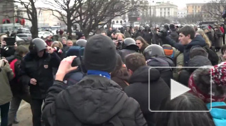 В Петербурге прошел митинг против ввода войск в Крым
