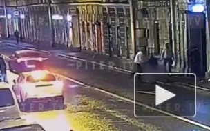 Полиция ищет черный Mercedes, который уехал после стрельбы в центре Петербурга