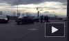 Мотоциклиста выбросило на асфальт в страшном ДТП на Малоохтинском проспекте