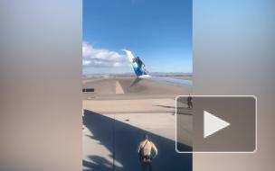 Полиция Лас-Вегаса задержала забравшегося на крыло самолёта мужчину