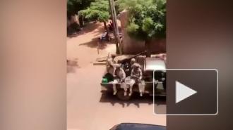 В Мали поднявшие мятеж военные арестовали ряд министров 
