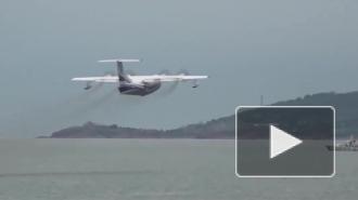 Китай испытал крупнейший в мире гидросамолет