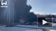На нефтебазе в Нижегородской области горят шесть бензово...