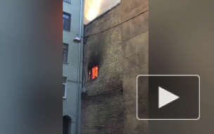 Опасное видео из Москвы: в центре города произошел крупный пожар