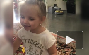 Умилительное видео: дочь Пескова и Навки спела "за бублик"