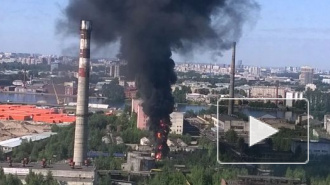 В Петербурге локализовали серьезный пожар на заводе "Советская звезда"