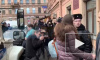 Петербурженку с "коронавирусом" увезли из здания суда в больницу 