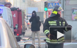 В Москве горела автостоянка, дотла сожжены 12 дорогих иномарок, ущерб 150 миллионов рублей В Москве горела автостоянка, дотла сожжены 12 дорогих иномарок, ущерб 150 миллионов рублей