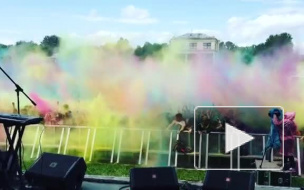 На стадионе "Кировец" проходит заключительный день "Фестиваля красок"