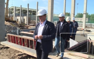 Валерий Савинов проверил, как идет ремонт на объектах в Выборгском районе