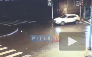 Видео: на перекрестке Дибуновской и Оскаленко сбили человека