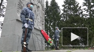 В Ленинградской области росгвардейцы захоронили останки красноармейцев и детей, погибших в годы войны