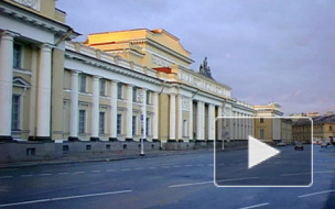 В Этнографическом музее с "сибиряка" сняли оленьи унты, расшитые бисером — манекен не смог задержать вора