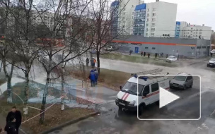 При прорыве трубы на Олеко Дундича ожоги получил 87-летний пешеход 